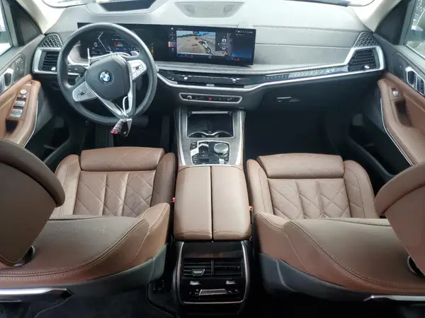 5UX23EM0XP9N88145 2023 BMW X7 - Image 8