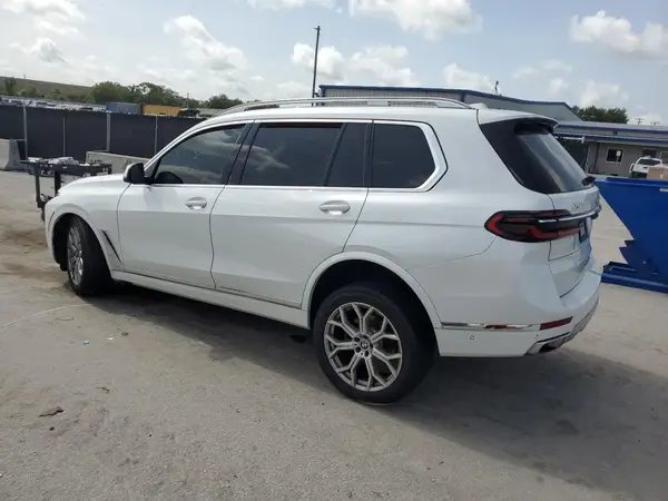 5UX23EM0XP9P99376 2023 BMW X7 - Image 2