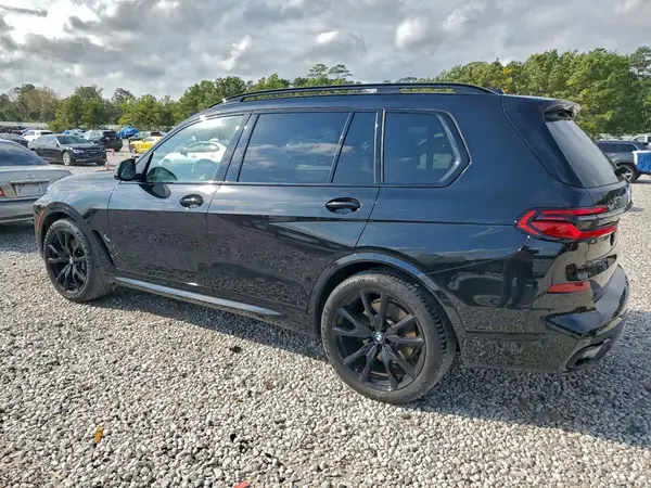 5UX23EM0XR9S34239 2024 BMW X7 - Image 2