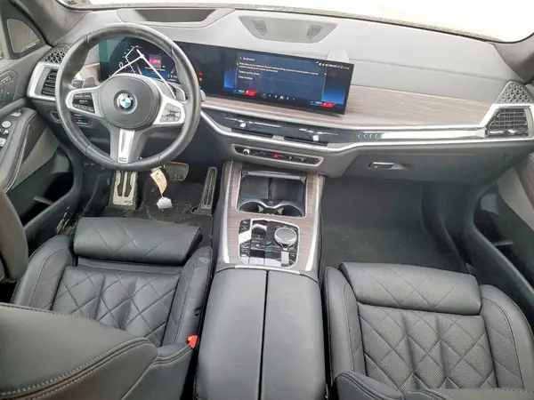 5UX23EM0XR9S48108 2024 BMW X7 - Image 8