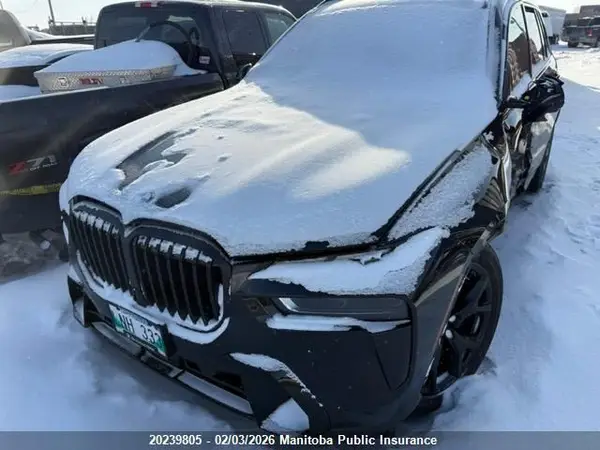 5UX23EM0XR9U73628 2024 BMW X7 - Image 2