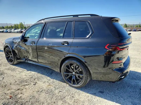 5UX23EM0XR9V13562 2024 BMW X7 - Image 2
