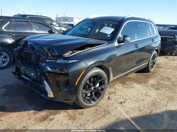 5UX23EM0XR9V63992 2024 BMW X7 - Image 2