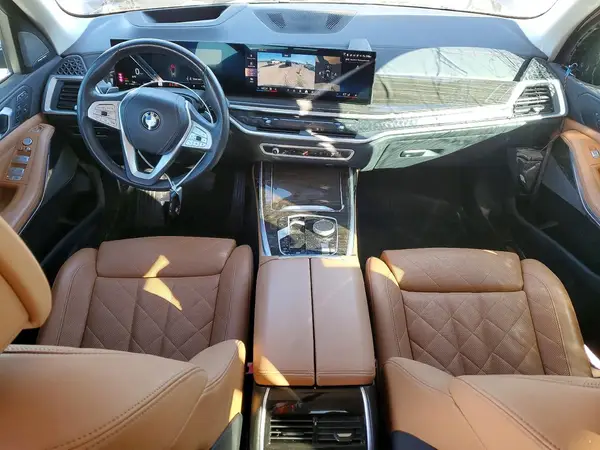 5UX23EM0XR9V79237 2024 BMW X7 - Image 8