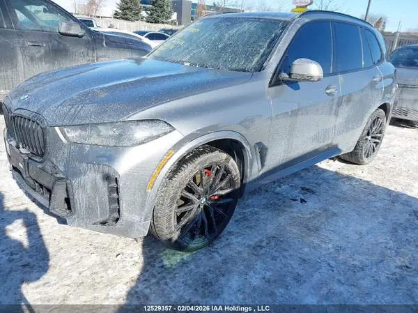 5UX23EU00R9S67606 2024 BMW X5 - Image 2