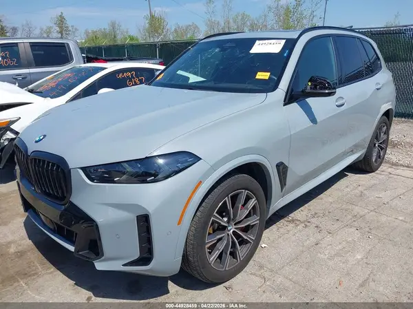 5UX23EU00R9T44958 2024 BMW X5 - Image 2