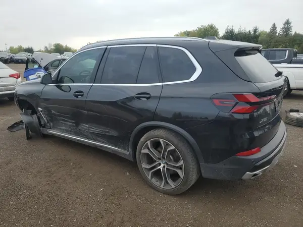 5UX23EU00R9U66638 2024 BMW X5 - Image 2