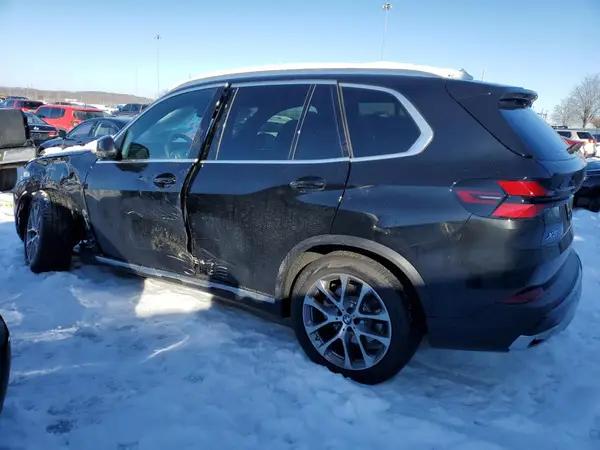 5UX23EU00R9V62897 2024 BMW X5 - Image 2