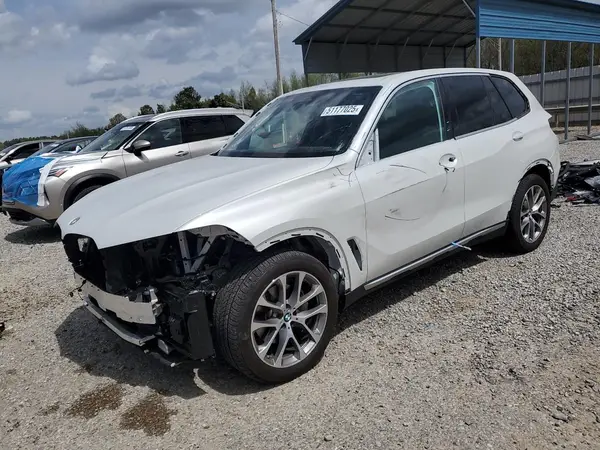 5UX23EU00S9W31898 2025 BMW X5 - Image 1