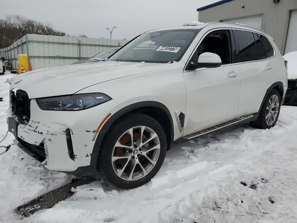 5UX23EU00S9W33487 2025 BMW X5 - Image 1