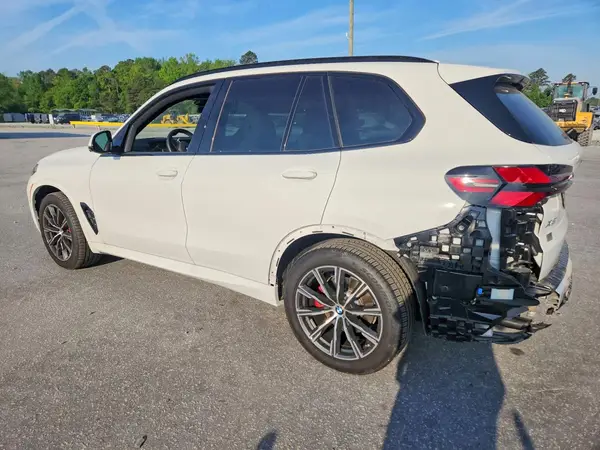 5UX23EU00S9X63706 2025 BMW X5 - Image 2