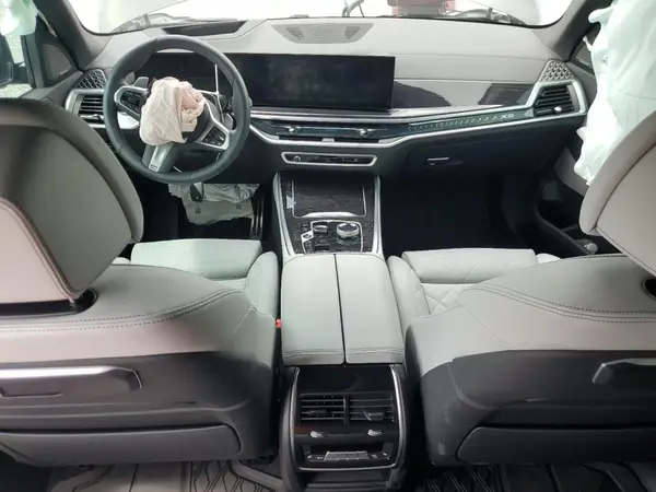 5UX23EU00S9X67366 2025 BMW X5 - Image 8