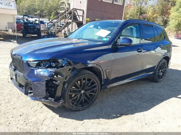5UX23EU00S9Y02875 2025 BMW X5 - Image 2