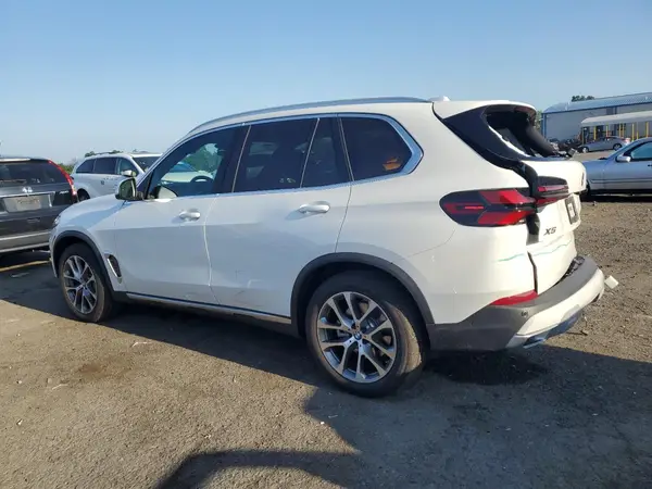5UX23EU00S9Y13052 2025 BMW X5 - Image 2