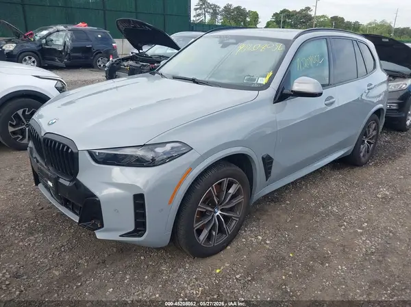 5UX23EU00S9Y30448 2025 BMW X5 - Image 2