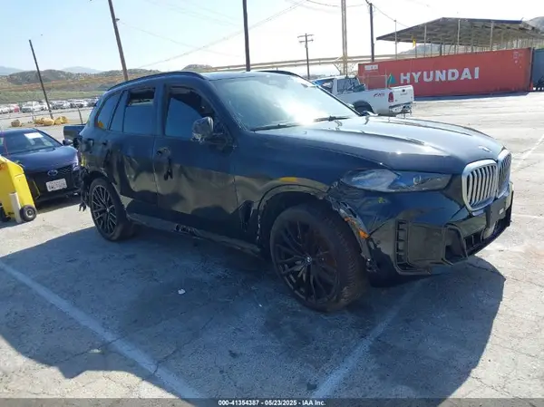 5UX23EU00S9Y71257 2025 BMW X5 - Image 1