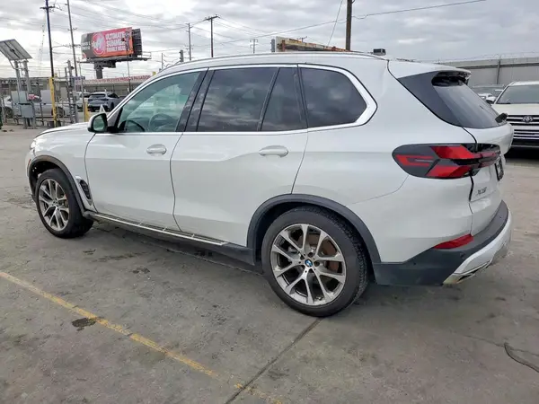 5UX23EU00S9Z14690 2025 BMW X5 - Image 2
