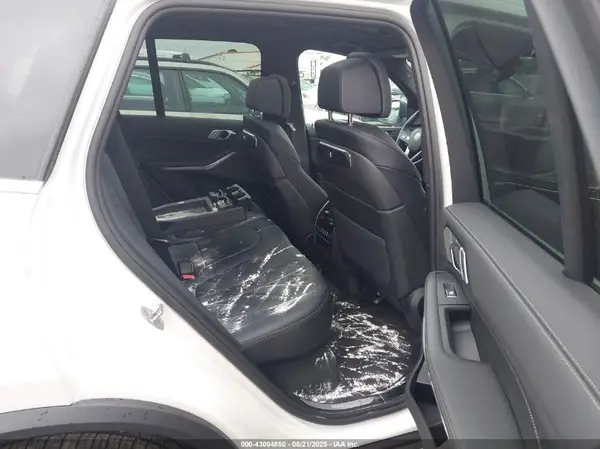 5UX23EU00S9Z41694 2025 BMW X5 - Image 8
