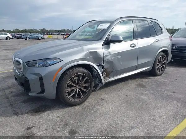 5UX23EU00S9Z48855 2025 BMW X5 - Image 2