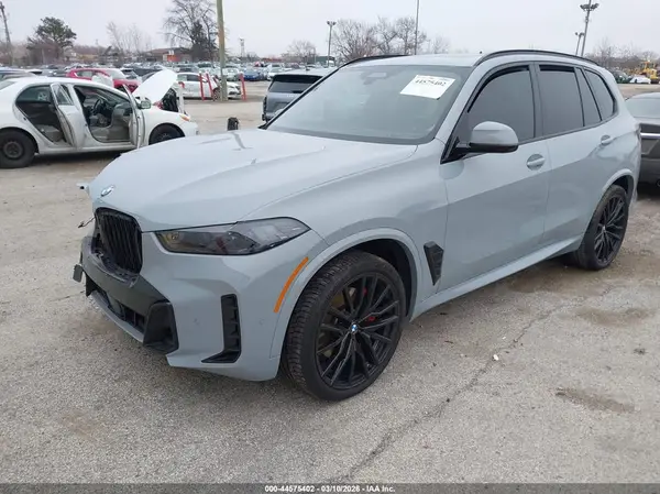5UX23EU00S9Z66918 2025 BMW X5 - Image 2