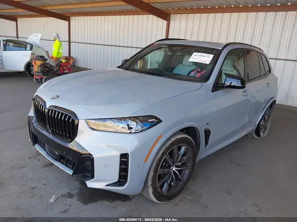 5UX23EU00T9059877 2026 BMW X5 - Image 2