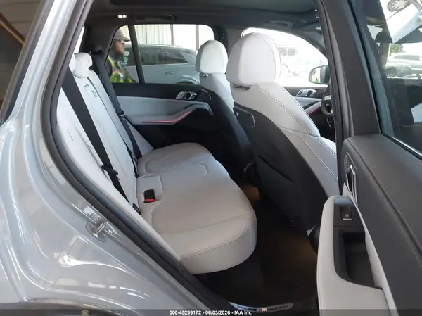 5UX23EU00T9059877 2026 BMW X5 - Image 8