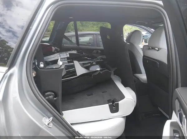 5UX23EU00T9129930 2026 BMW X5 - Image 8