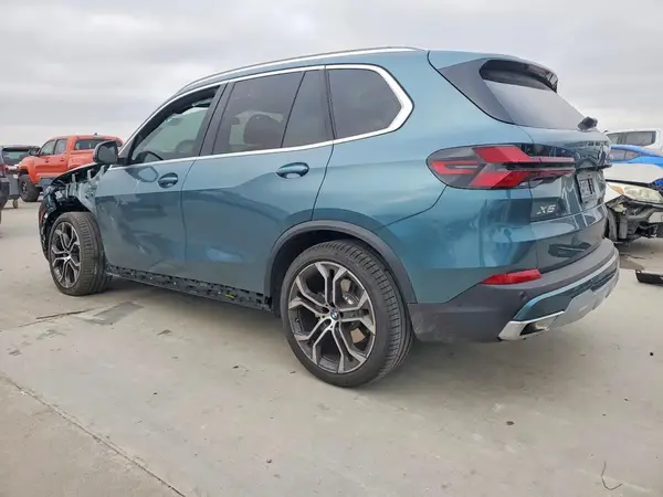 5UX23EU00T9203167 2026 BMW X5 - Image 2