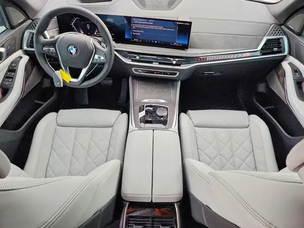 5UX23EU00T9328881 2026 BMW X5 - Image 8