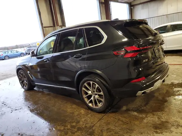 5UX23EU01R9S64911 2024 BMW X5 - Image 2