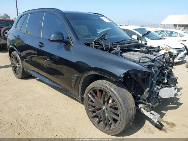 5UX23EU01R9S85158 2024 BMW X5 - Image 1