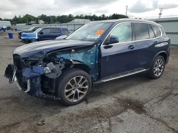 5UX23EU01R9T40367 2024 BMW X5 - Image 1