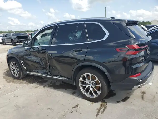 5UX23EU01R9T44676 2024 BMW X5 - Image 2