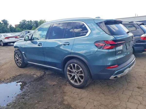 5UX23EU01S9W74128 2025 BMW X5 - Image 2