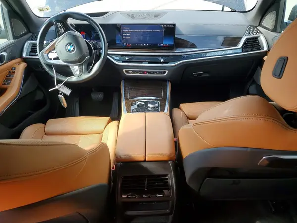 5UX23EU01T9103014 2026 BMW X5 - Image 8