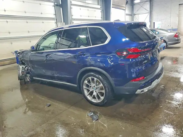 5UX23EU01T9385168 2026 BMW X5 - Image 2