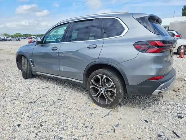 5UX23EU02R9S16799 2024 BMW X5 - Image 2