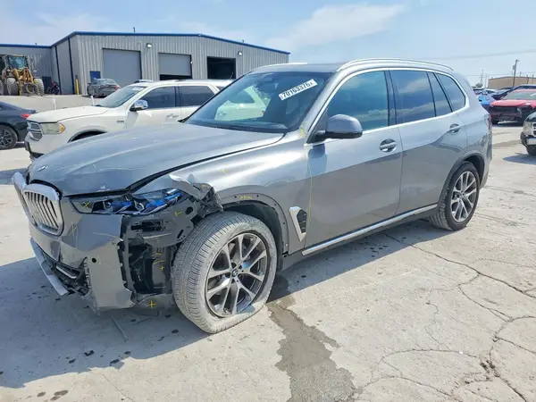 5UX23EU02R9S28497 2024 BMW X5 - Image 1