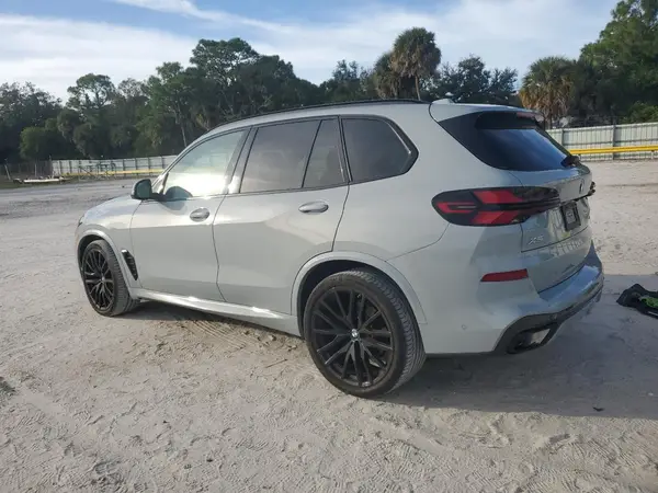 5UX23EU02R9S65436 2024 BMW X5 - Image 2