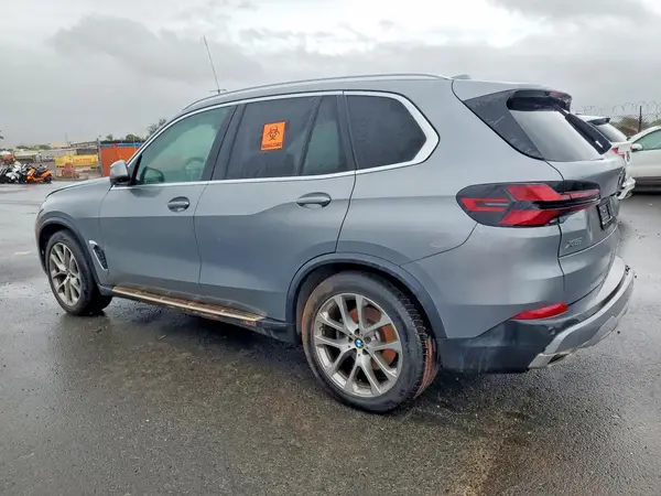 5UX23EU02R9S99425 2024 BMW X5 - Image 2