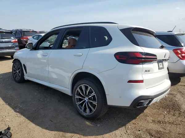 5UX23EU02R9T40376 2024 BMW X5 - Image 2