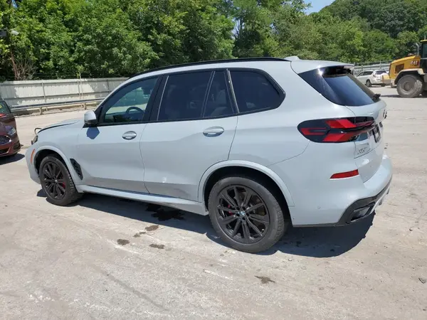 5UX23EU02R9U31938 2024 BMW X5 - Image 2