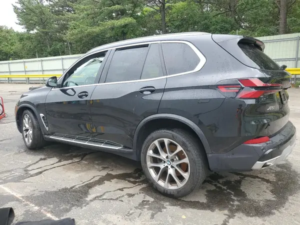 5UX23EU02R9U70691 2024 BMW X5 - Image 2