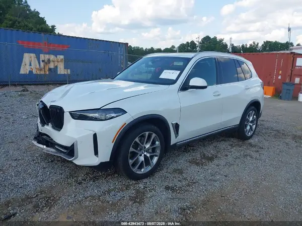 5UX23EU02R9U78435 2024 BMW X5 - Image 2