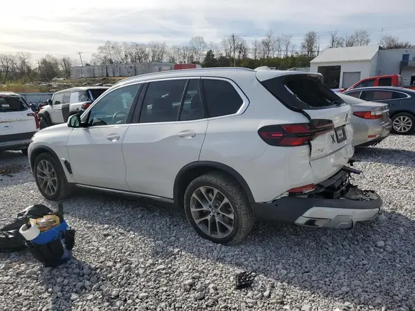 5UX23EU02R9U89659 2024 BMW X5 - Image 2