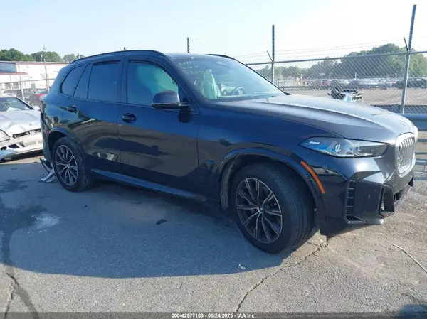 5UX23EU02R9V82391 2024 BMW X5 - Image 1