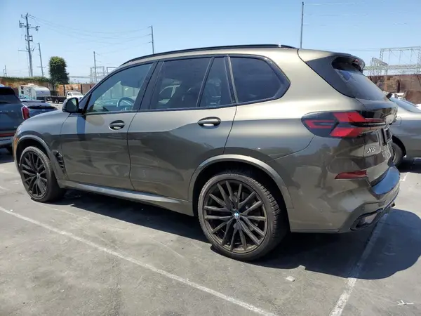 5UX23EU02S9Y22089 2025 BMW X5 - Image 2