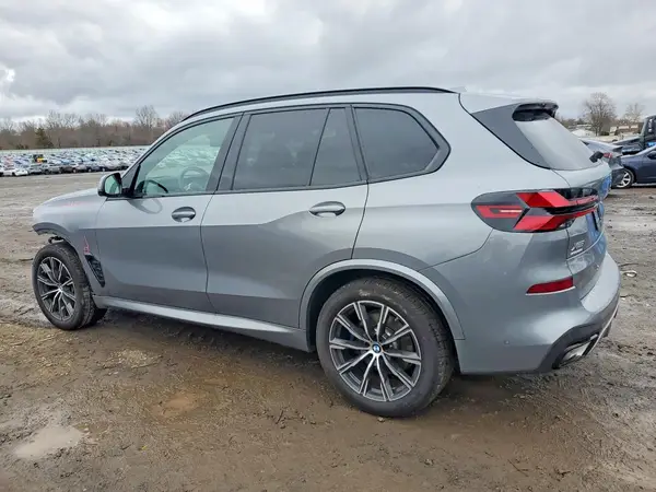 5UX23EU02S9Y94085 2025 BMW X5 - Image 2