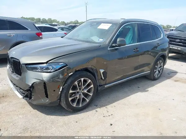 5UX23EU02S9Z11144 2025 BMW X5 - Image 2