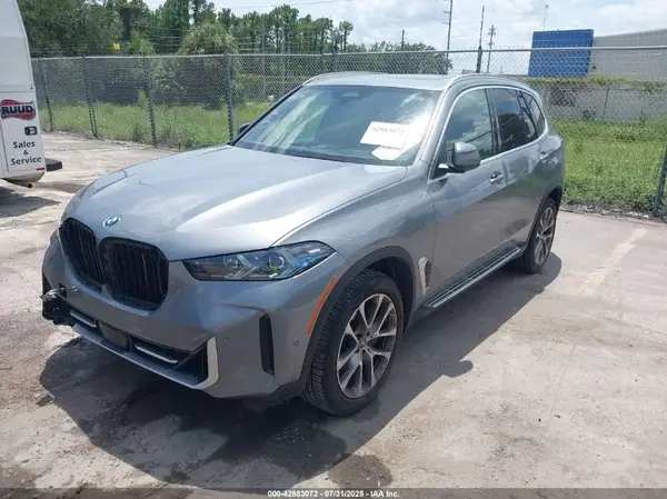 5UX23EU02S9Z49263 2025 BMW X5 - Image 2